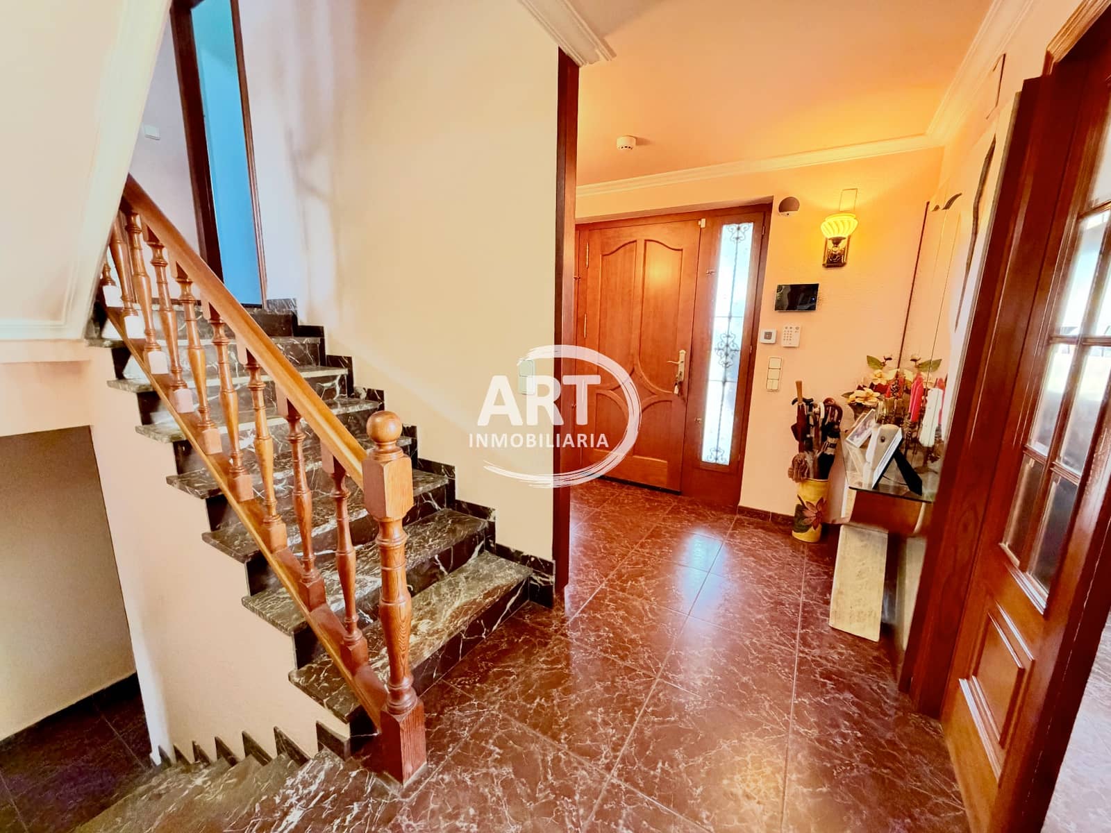 Chalet de 6 habitaciones en L'Eliana en venta con piscina garaje - 869.000 € (Ref: 10063755)