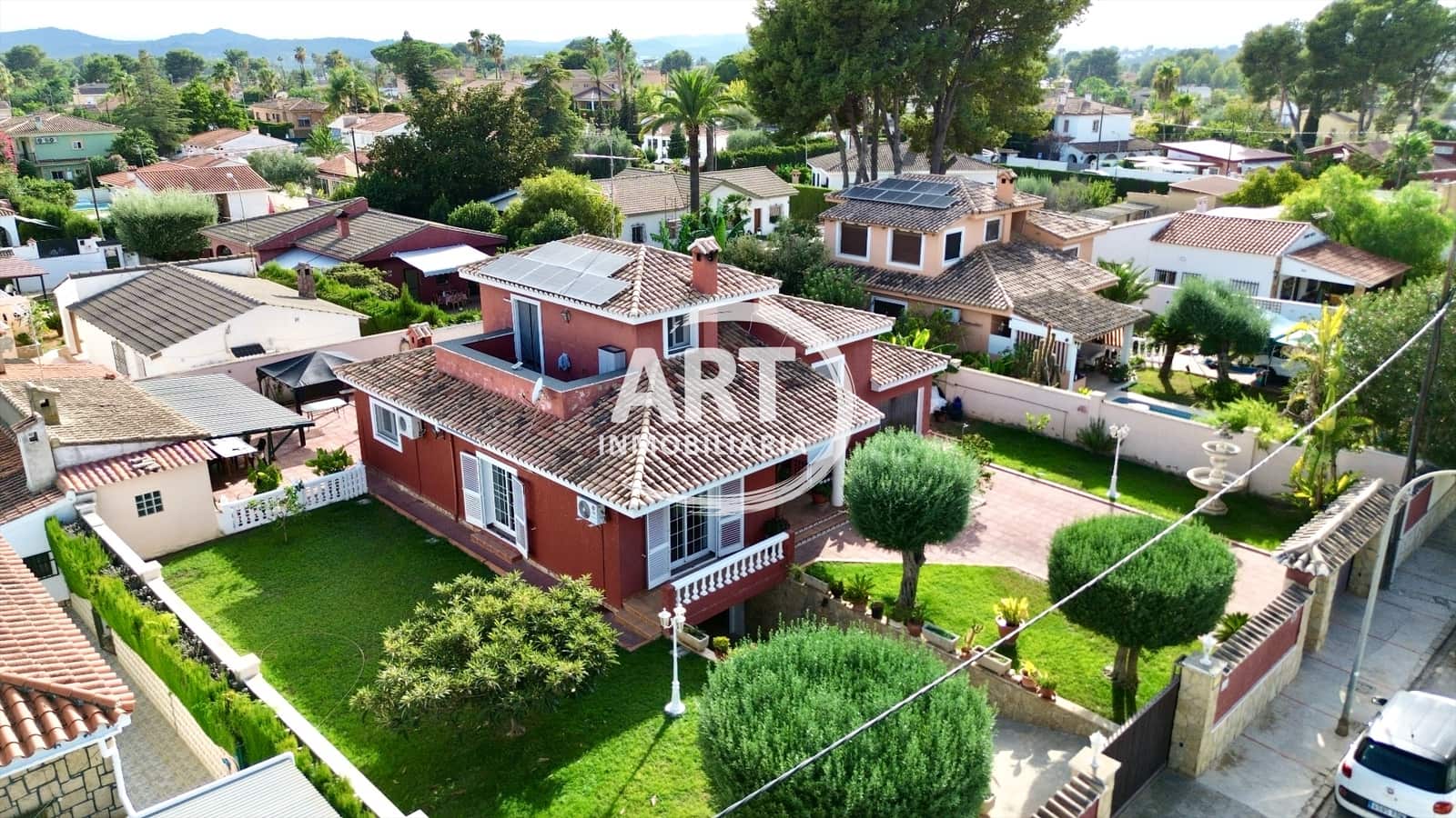 Chalet de 6 habitaciones en L'Eliana en venta con piscina garaje - 869.000 € (Ref: 10063755)