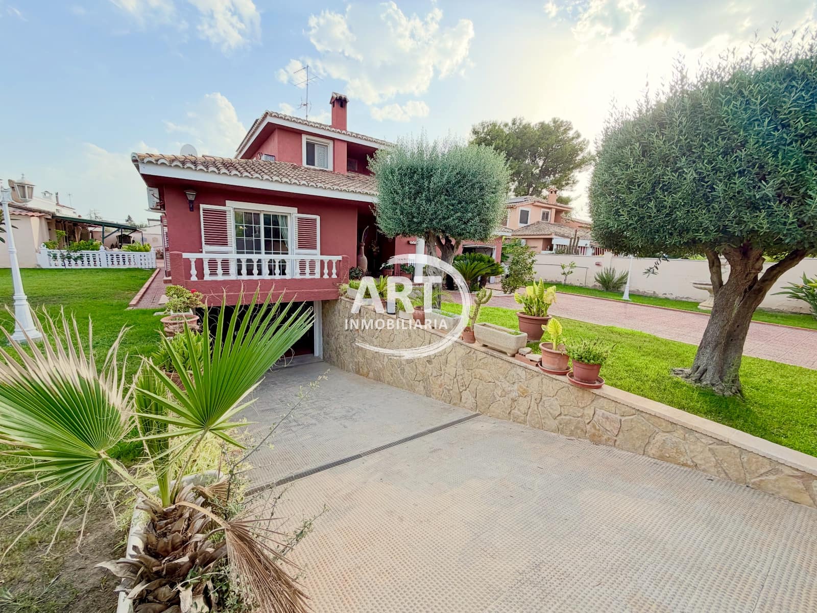 Chalet de 6 habitaciones en L'Eliana en venta con piscina garaje - 869.000 € (Ref: 10063755)