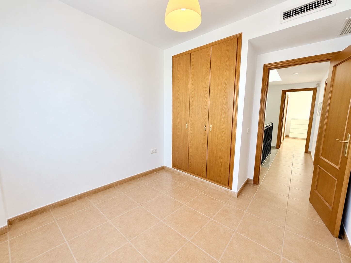 3 camera da letto Villetta Bifamiliare da affittare in San Antonio de Benageber con piscina garage - 2.100 € (Rif: 10077578)