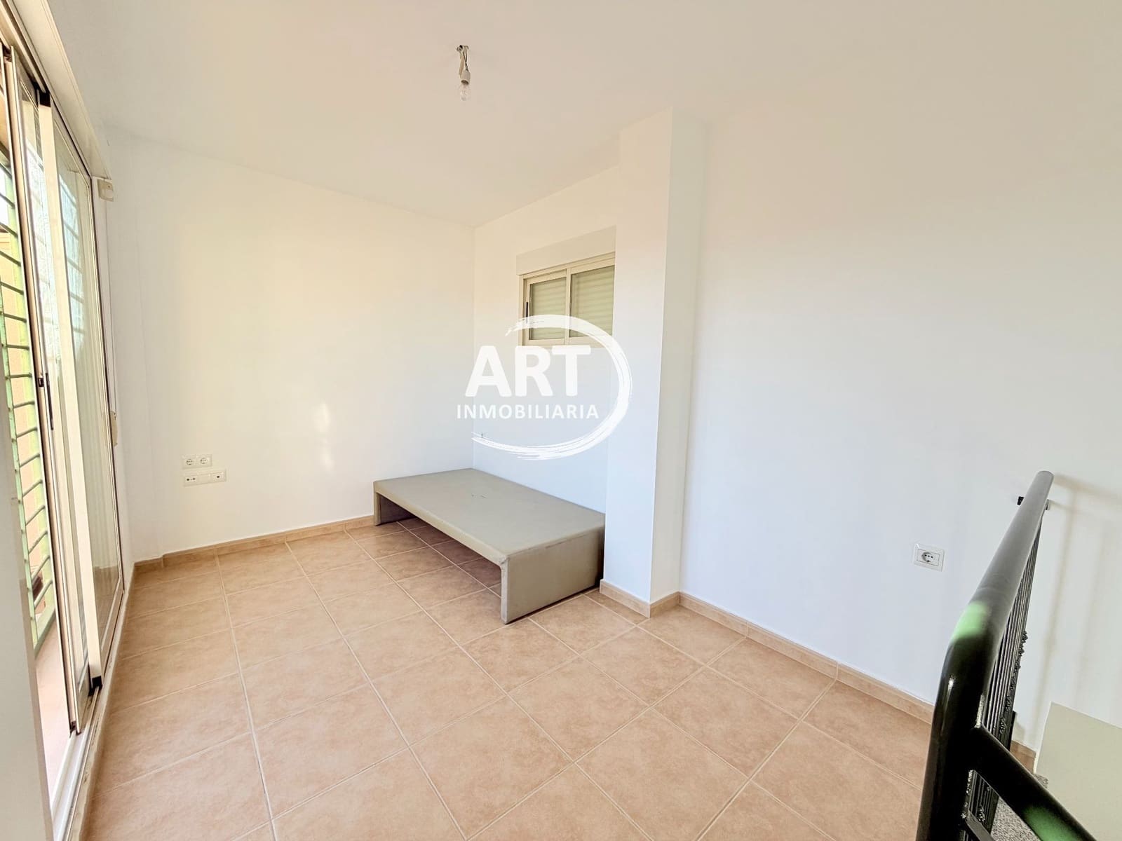 3 camera da letto Villetta Bifamiliare da affittare in San Antonio de Benageber con piscina garage - 2.100 € (Rif: 10077578)