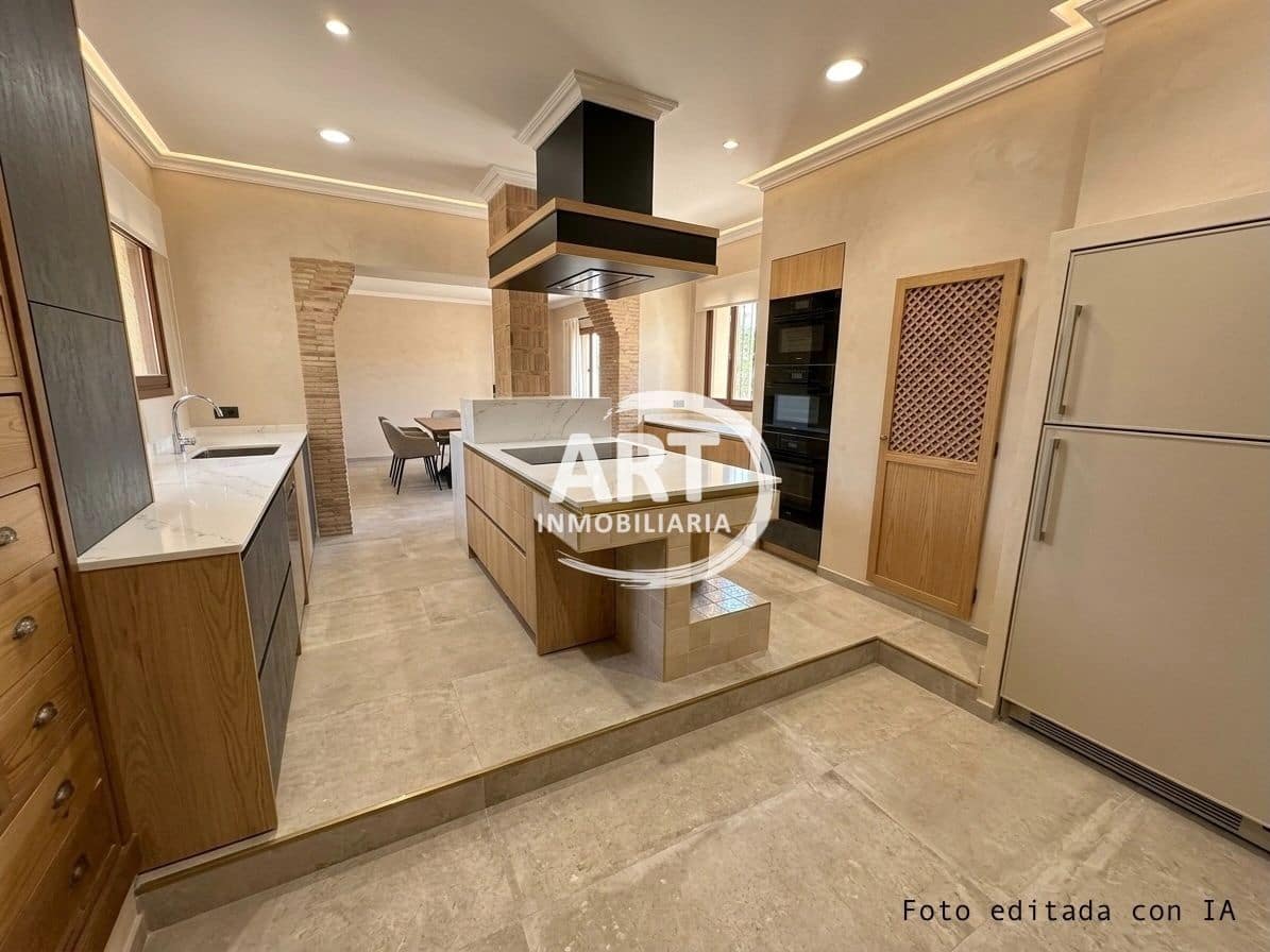 Chalet de 5 habitaciones en L'Eliana en venta con piscina garaje - 700.000 € (Ref: 10080369)