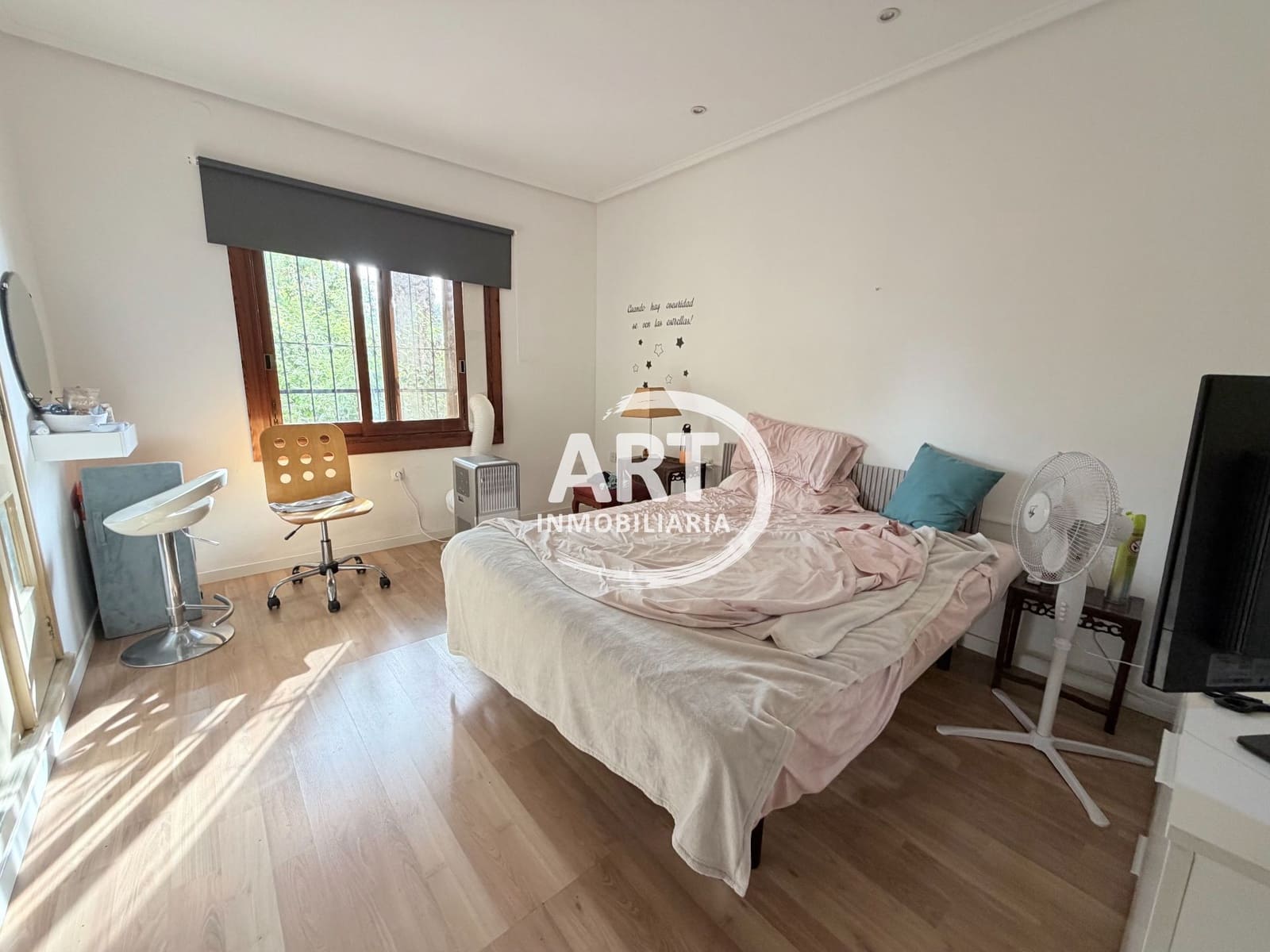 Chalet de 5 habitaciones en L'Eliana en venta con piscina garaje - 700.000 € (Ref: 10080369)