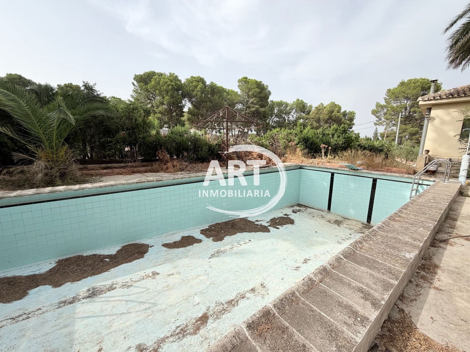 Chalet de 5 habitaciones en L'Eliana en venta con piscina garaje - 700.000 € (Ref: 10080369)