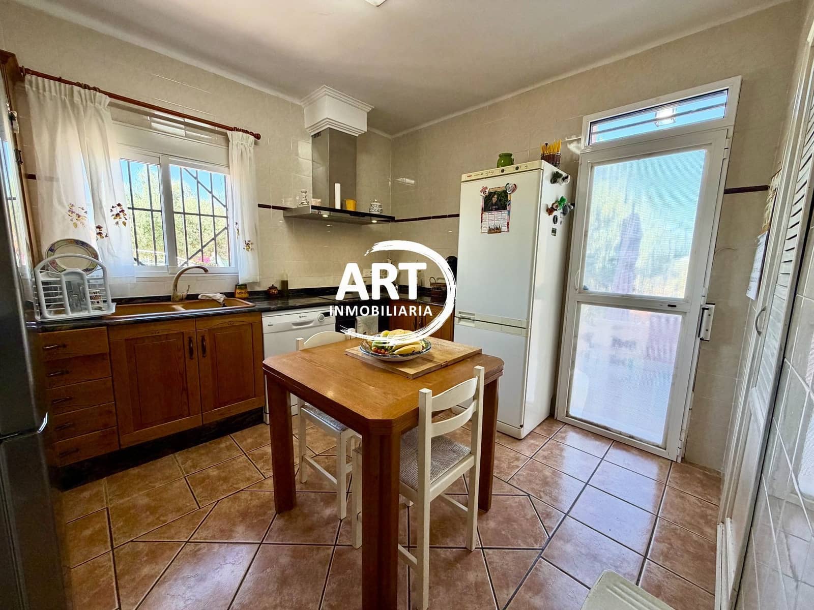 6 Zimmer Villa zu verkaufen in Cheste mit Pool Garage - 299.950 € (Ref: 10118723)