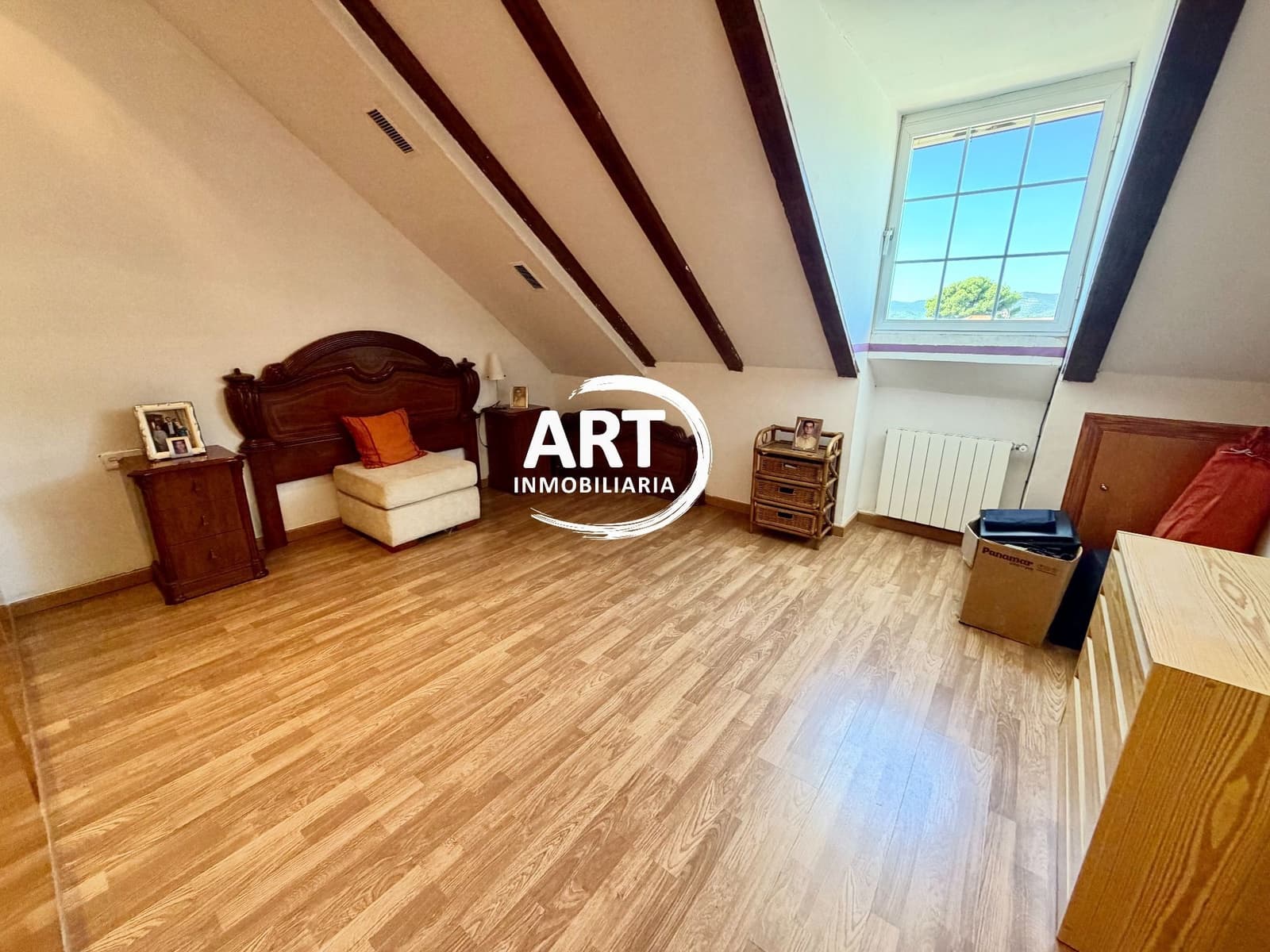 6 Zimmer Villa zu verkaufen in Cheste mit Pool Garage - 299.950 € (Ref: 10118723)