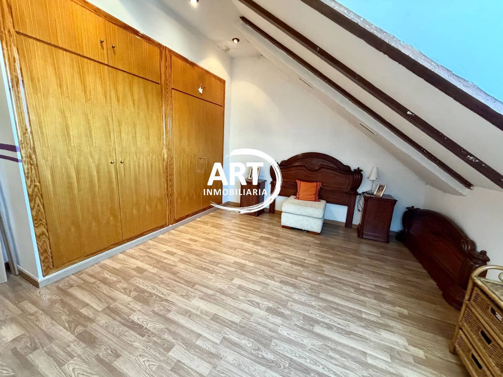 6 Zimmer Villa zu verkaufen in Cheste mit Pool Garage - 299.950 € (Ref: 10118723)