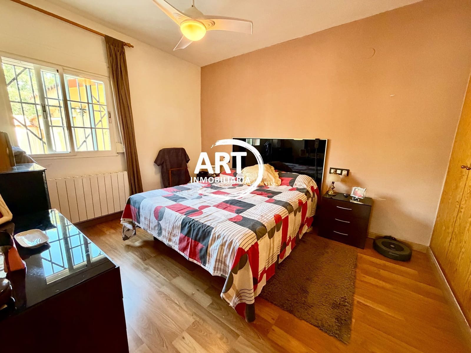 6 Zimmer Villa zu verkaufen in Cheste mit Pool Garage - 299.950 € (Ref: 10118723)