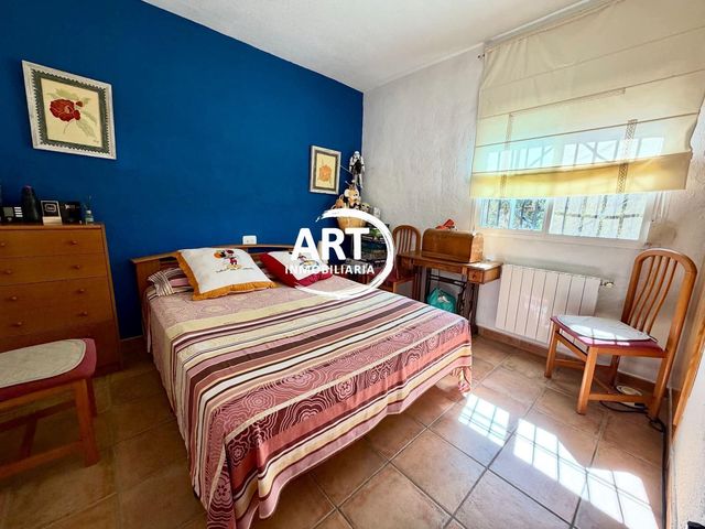6 Zimmer Villa zu verkaufen in Cheste mit Pool Garage - 299.950 € (Ref: 10118723)