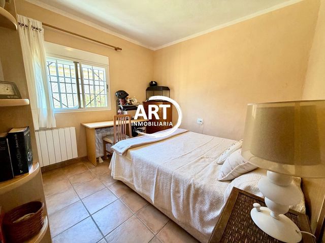6 Zimmer Villa zu verkaufen in Cheste mit Pool Garage - 299.950 € (Ref: 10118723)