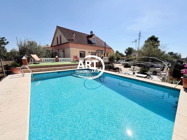 6 Zimmer Villa zu verkaufen in Cheste mit Pool Garage - 299.950 € (Ref: 10118723)