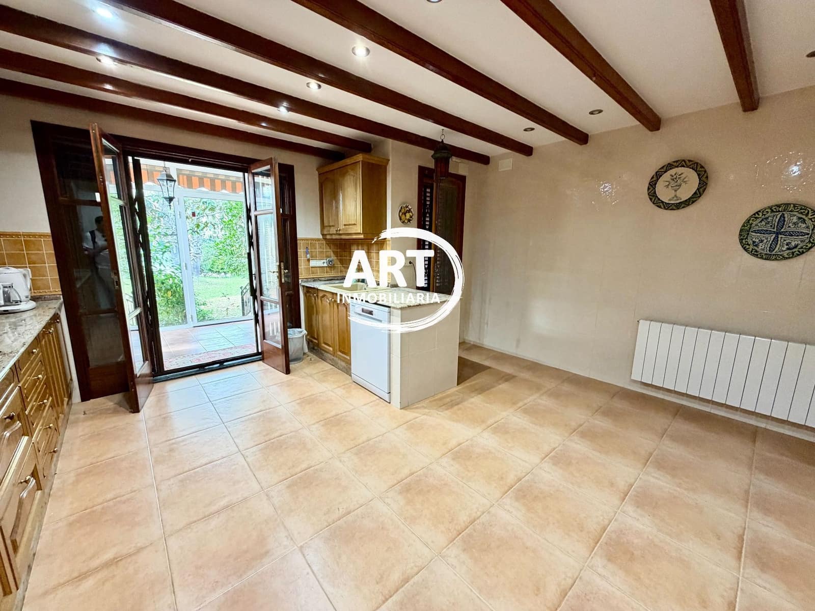 Chalet de 4 habitaciones en L'Eliana en alquiler con piscina garaje - 3.000 € (Ref: 10123388)