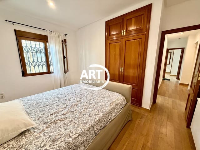 Chalet de 4 habitaciones en L'Eliana en alquiler con piscina garaje - 3.000 € (Ref: 10123388)