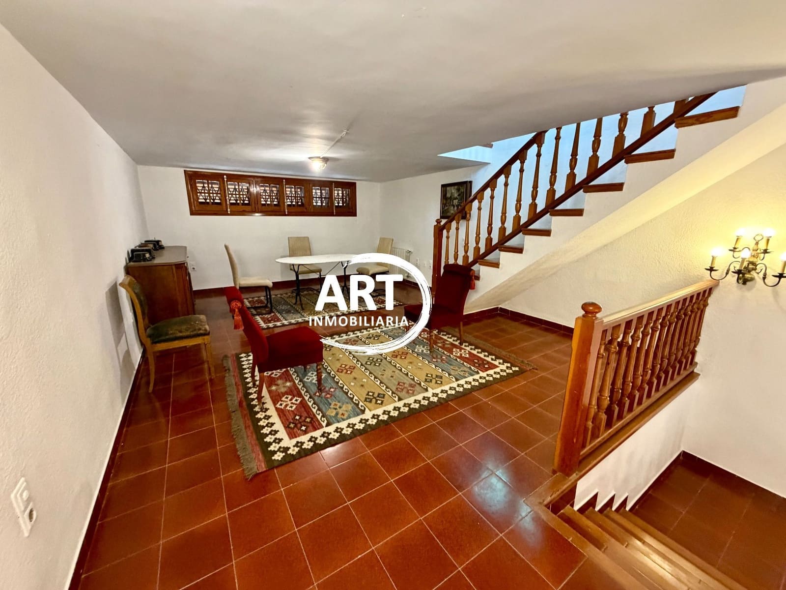 Chalet de 4 habitaciones en L'Eliana en alquiler con piscina garaje - 3.000 € (Ref: 10123388)