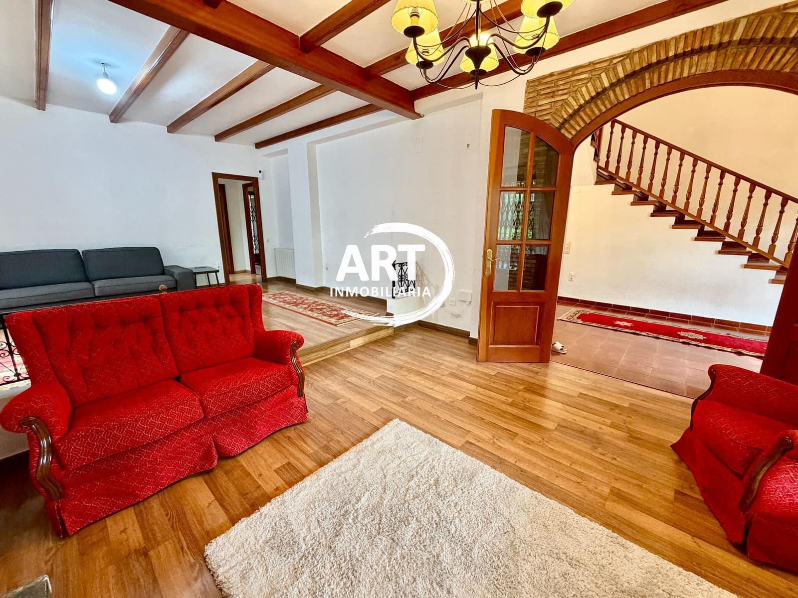 Chalet de 4 habitaciones en L'Eliana en alquiler con piscina garaje - 3.000 € (Ref: 10123388)