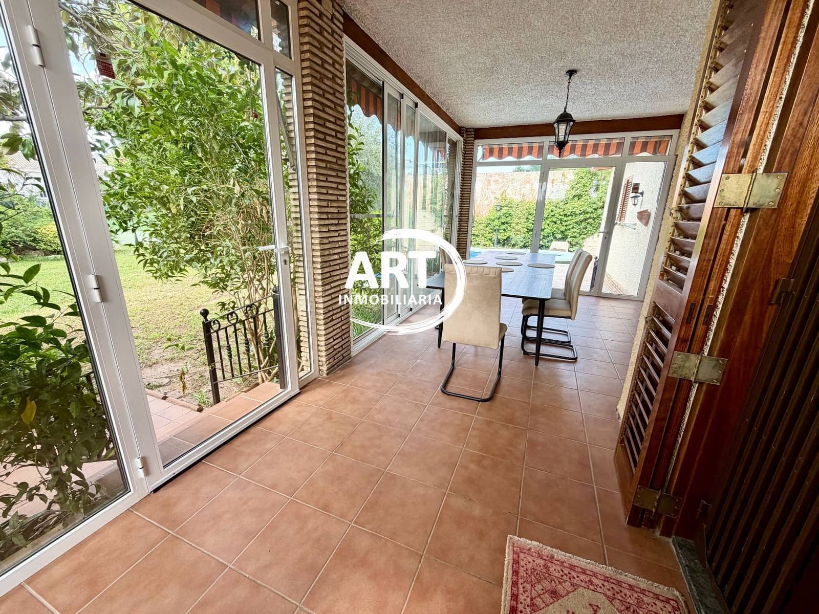 Chalet de 4 habitaciones en L'Eliana en alquiler con piscina garaje - 3.000 € (Ref: 10123388)