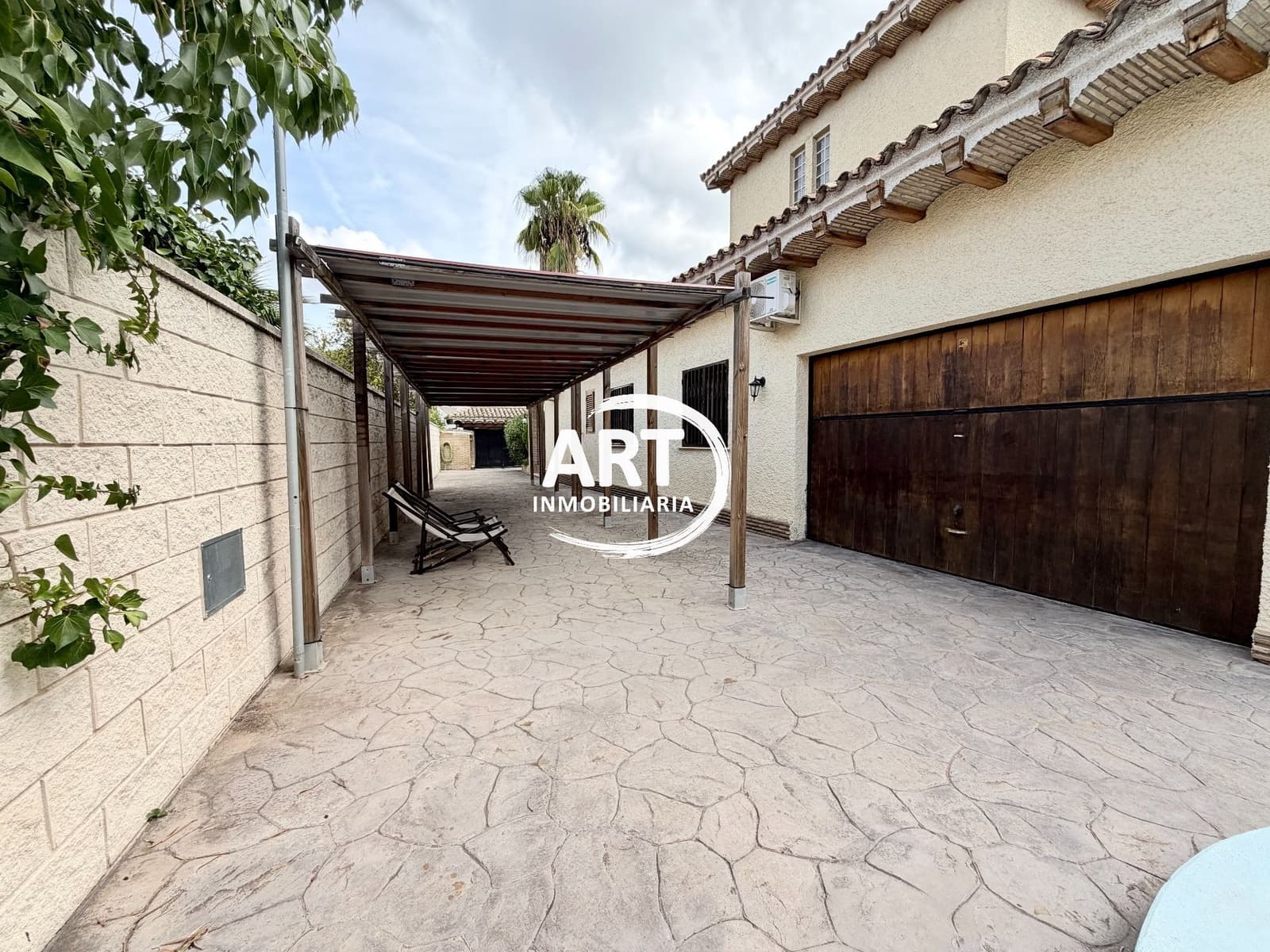 Chalet de 4 habitaciones en L'Eliana en alquiler con piscina garaje - 3.000 € (Ref: 10123388)