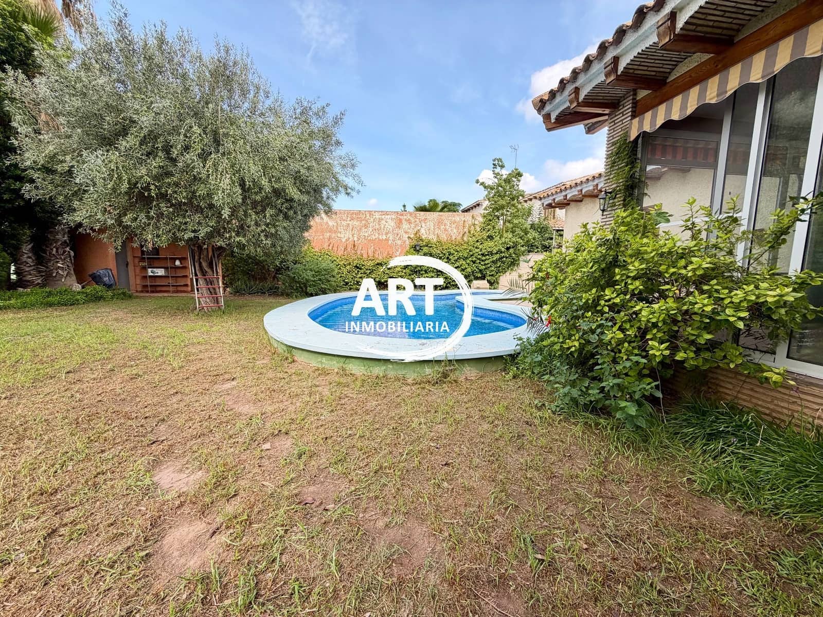 Chalet de 4 habitaciones en L'Eliana en alquiler con piscina garaje - 3.000 € (Ref: 10123388)