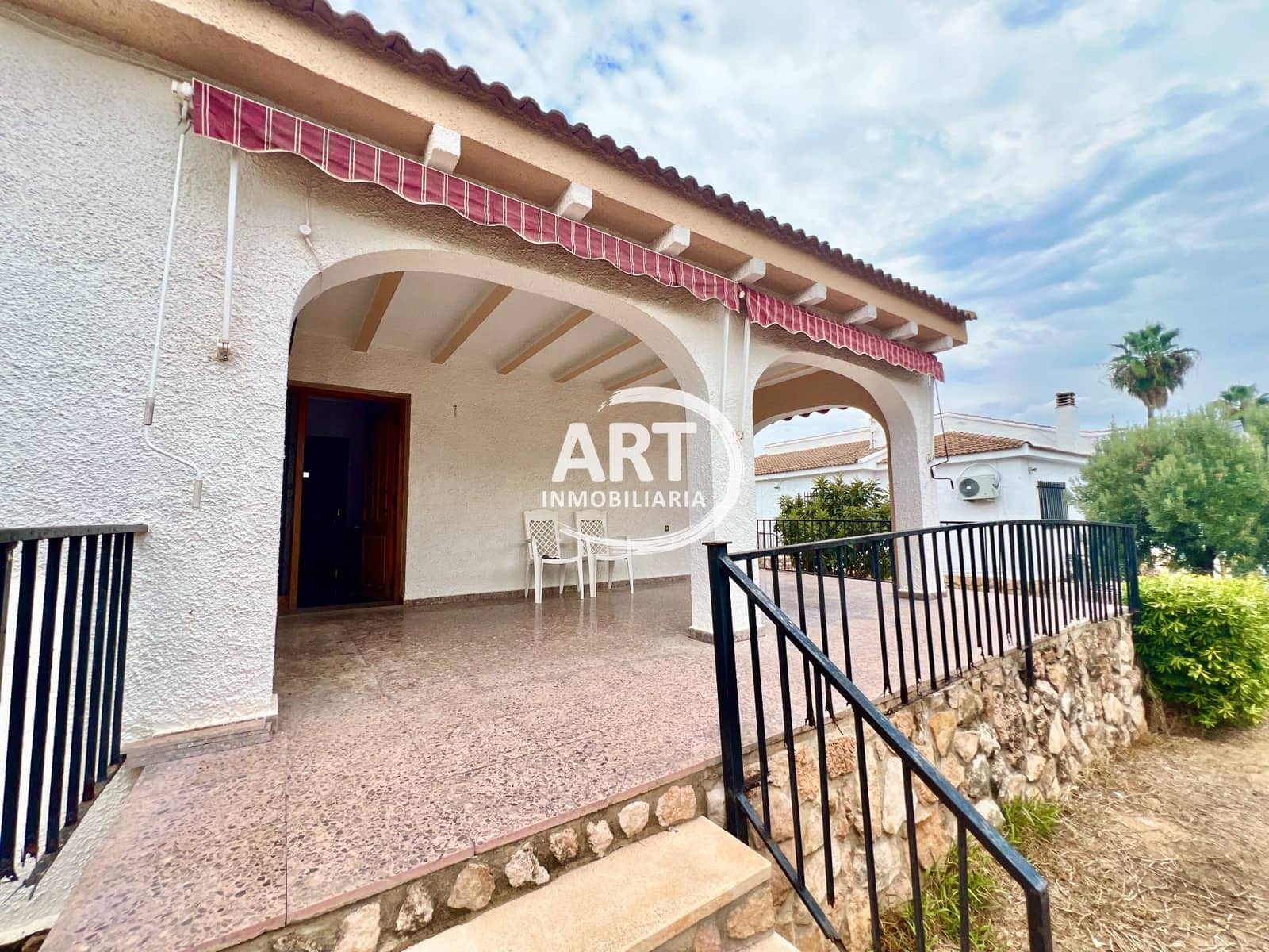 3 Zimmer Villa zu verkaufen in Riba-roja de Turia mit Pool - 460.000 € (Ref: 10123389)