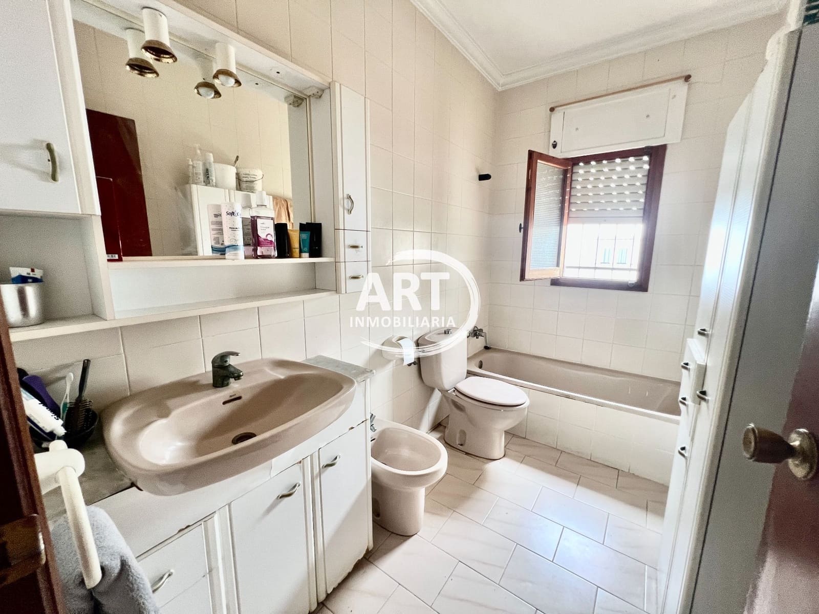 3 Zimmer Villa zu verkaufen in Riba-roja de Turia mit Pool - 460.000 € (Ref: 10123389)