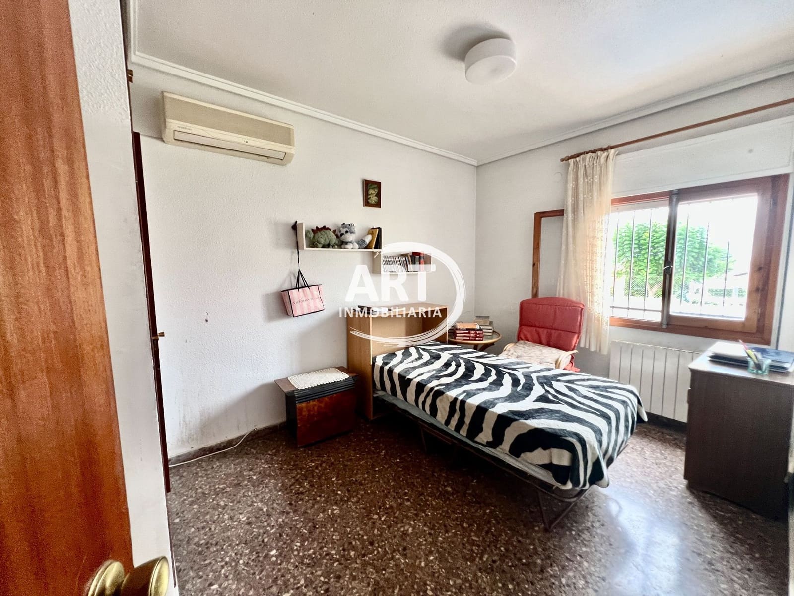3 Zimmer Villa zu verkaufen in Riba-roja de Turia mit Pool - 460.000 € (Ref: 10123389)