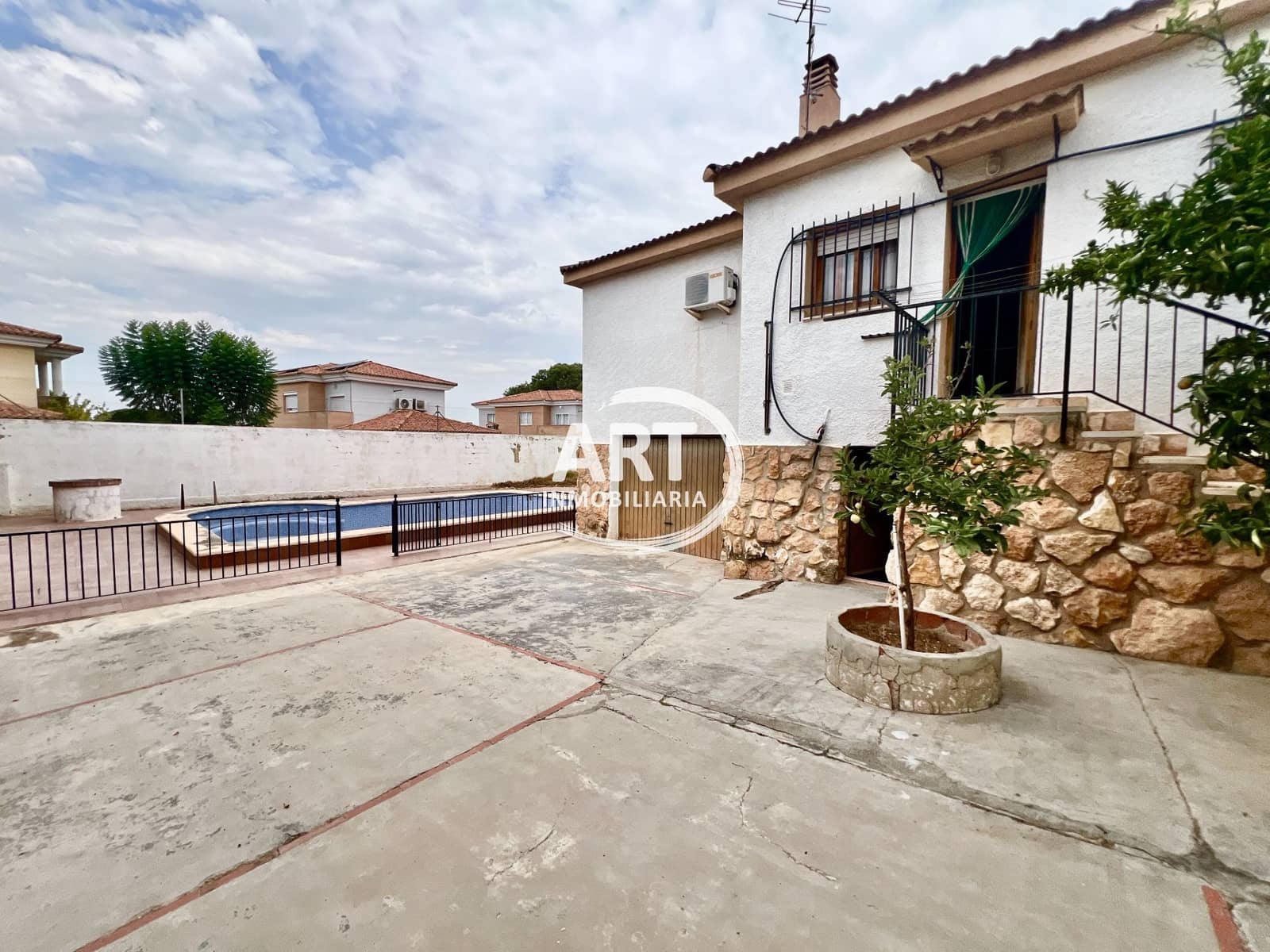 3 Zimmer Villa zu verkaufen in Riba-roja de Turia mit Pool - 460.000 € (Ref: 10123389)