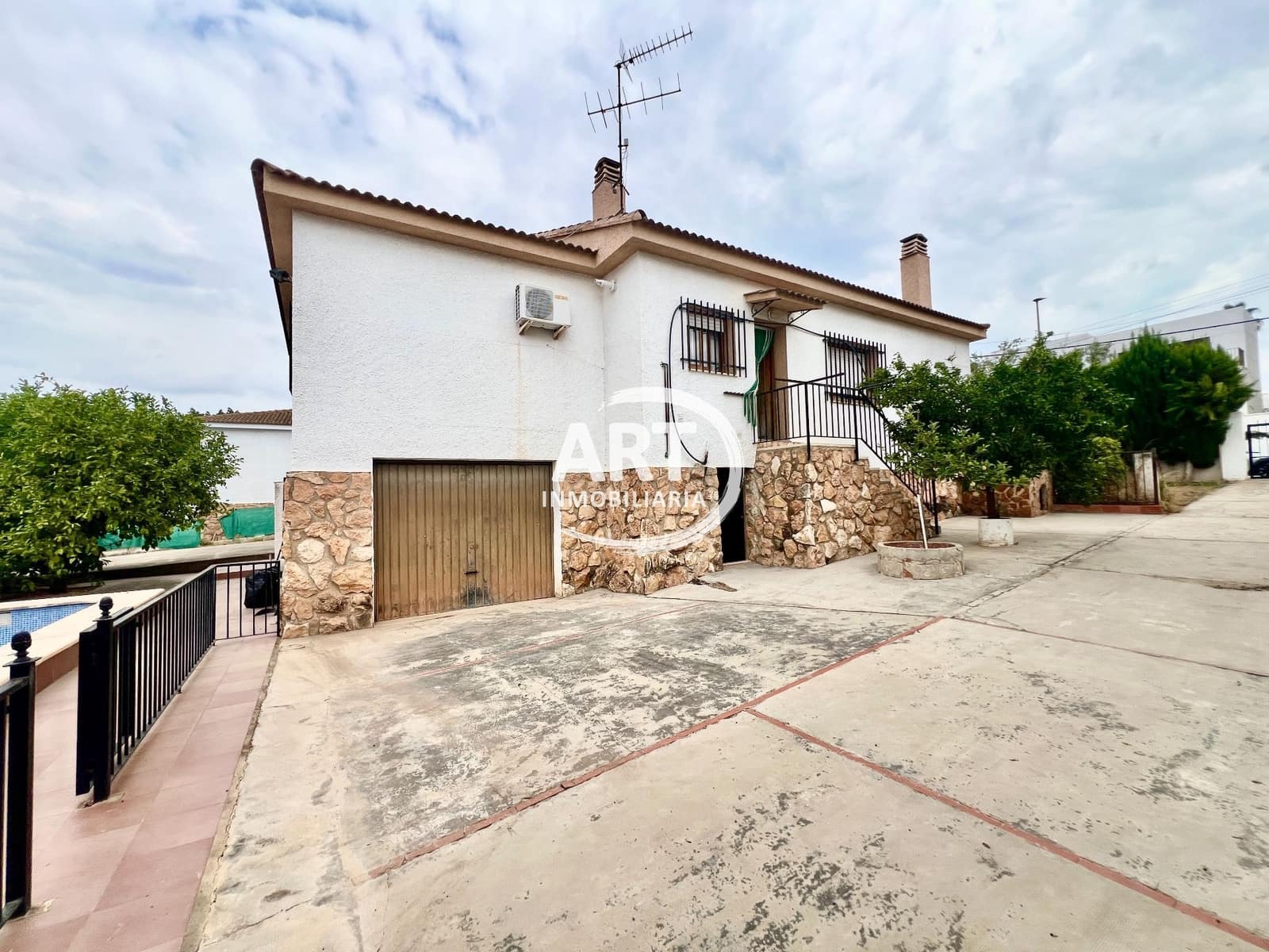 3 Zimmer Villa zu verkaufen in Riba-roja de Turia mit Pool - 460.000 € (Ref: 10123389)