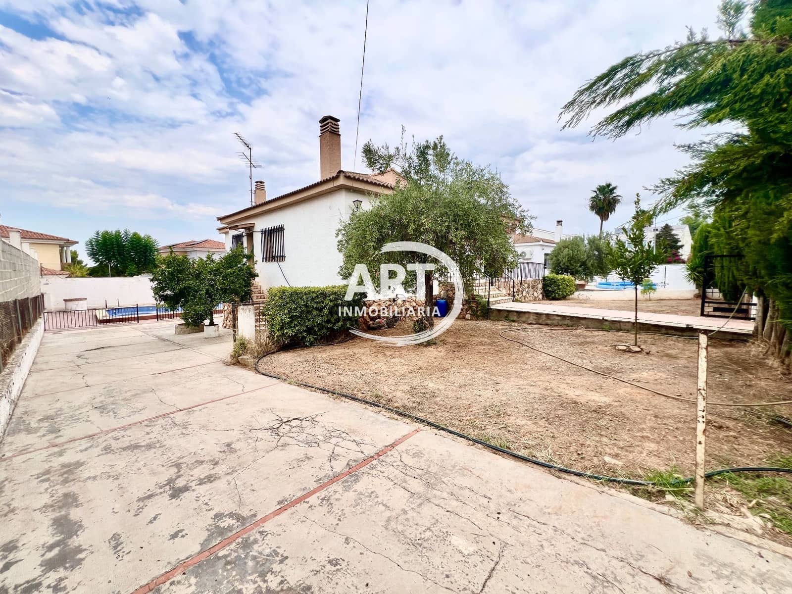 3 Zimmer Villa zu verkaufen in Riba-roja de Turia mit Pool - 460.000 € (Ref: 10123389)