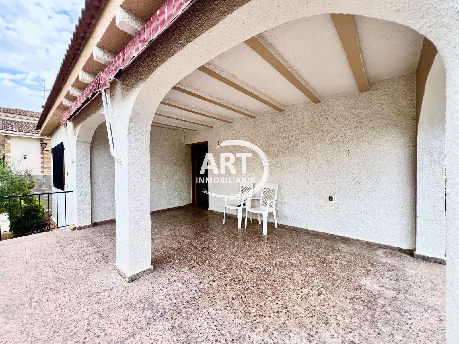 3 Zimmer Villa zu verkaufen in Riba-roja de Turia mit Pool - 460.000 € (Ref: 10123389)
