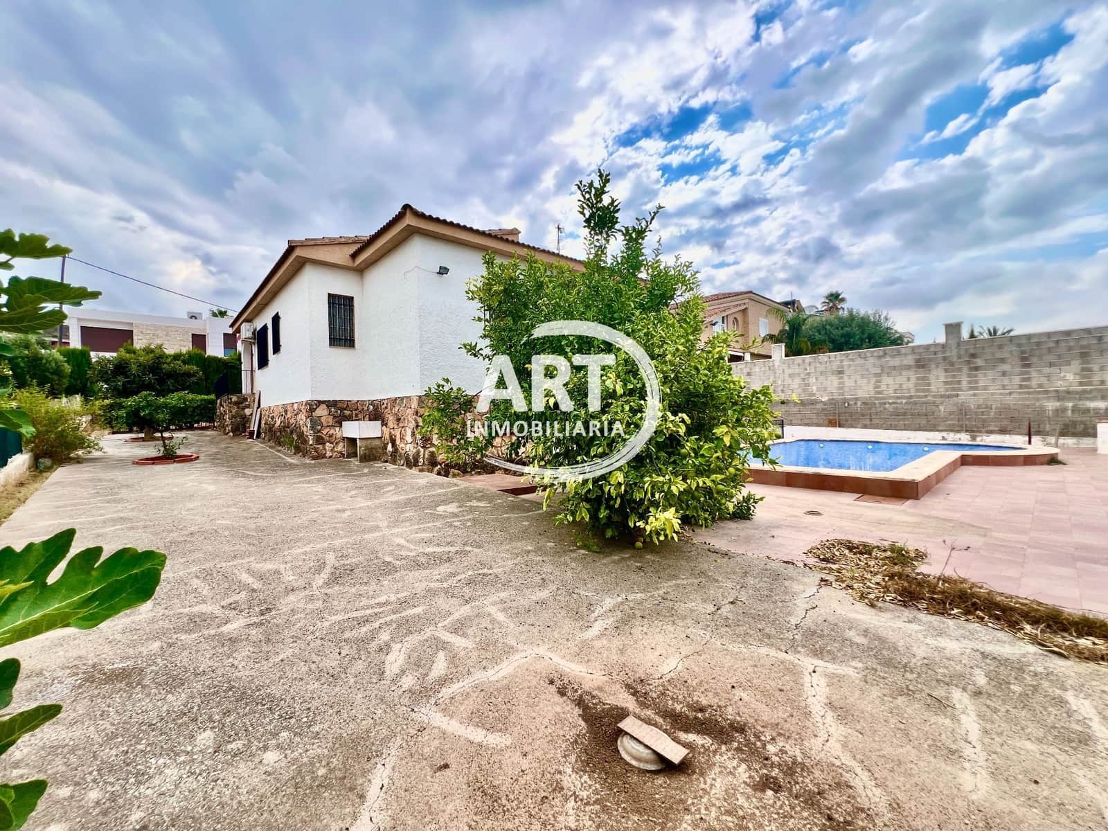 3 Zimmer Villa zu verkaufen in Riba-roja de Turia mit Pool - 460.000 € (Ref: 10123389)