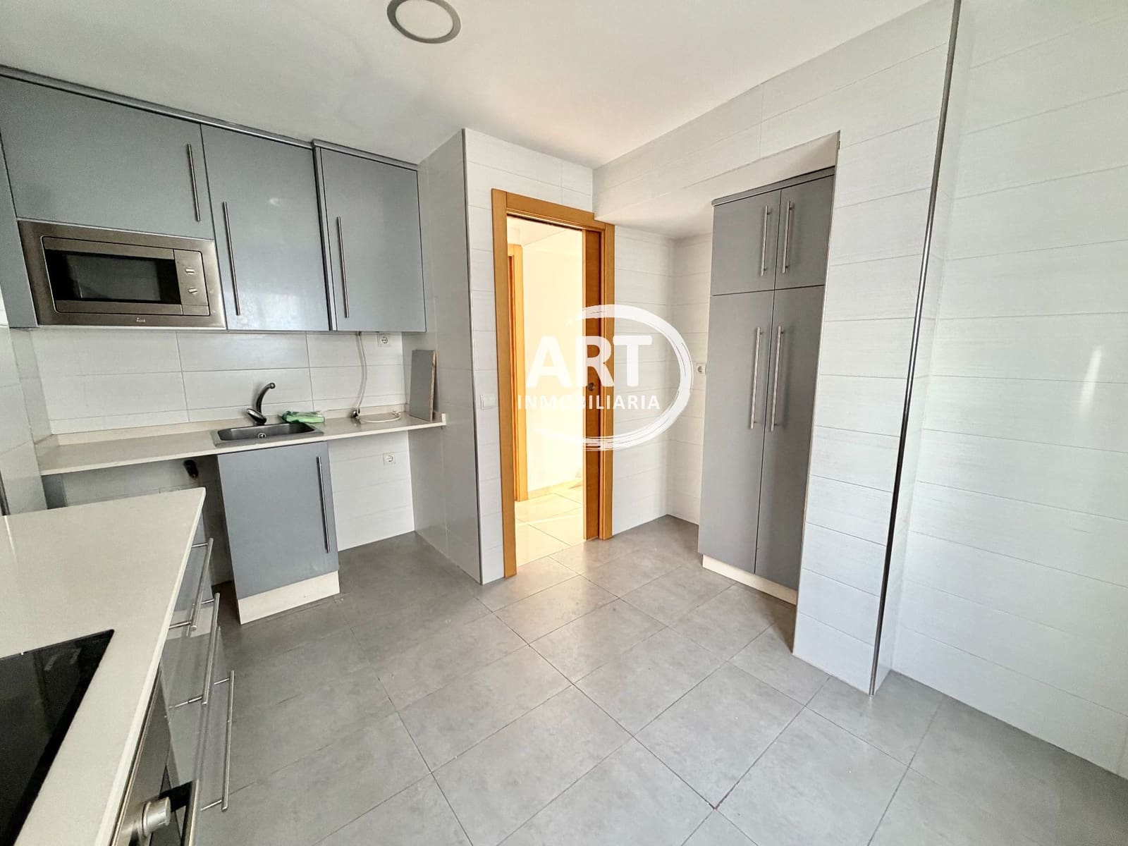 2 slaapkamer Flat te koop in L'Eliana - € 220.000 (Ref: 10123390)