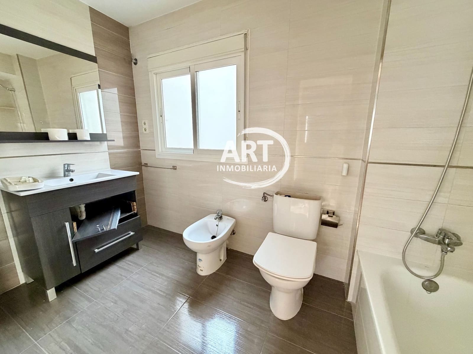 2 slaapkamer Flat te koop in L'Eliana - € 220.000 (Ref: 10123390)