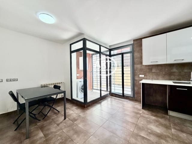 3 camera da letto Villetta Bifamiliare da affittare in La Pobla de Vallbona con piscina garage - 2.500 € (Rif: 10123391)
