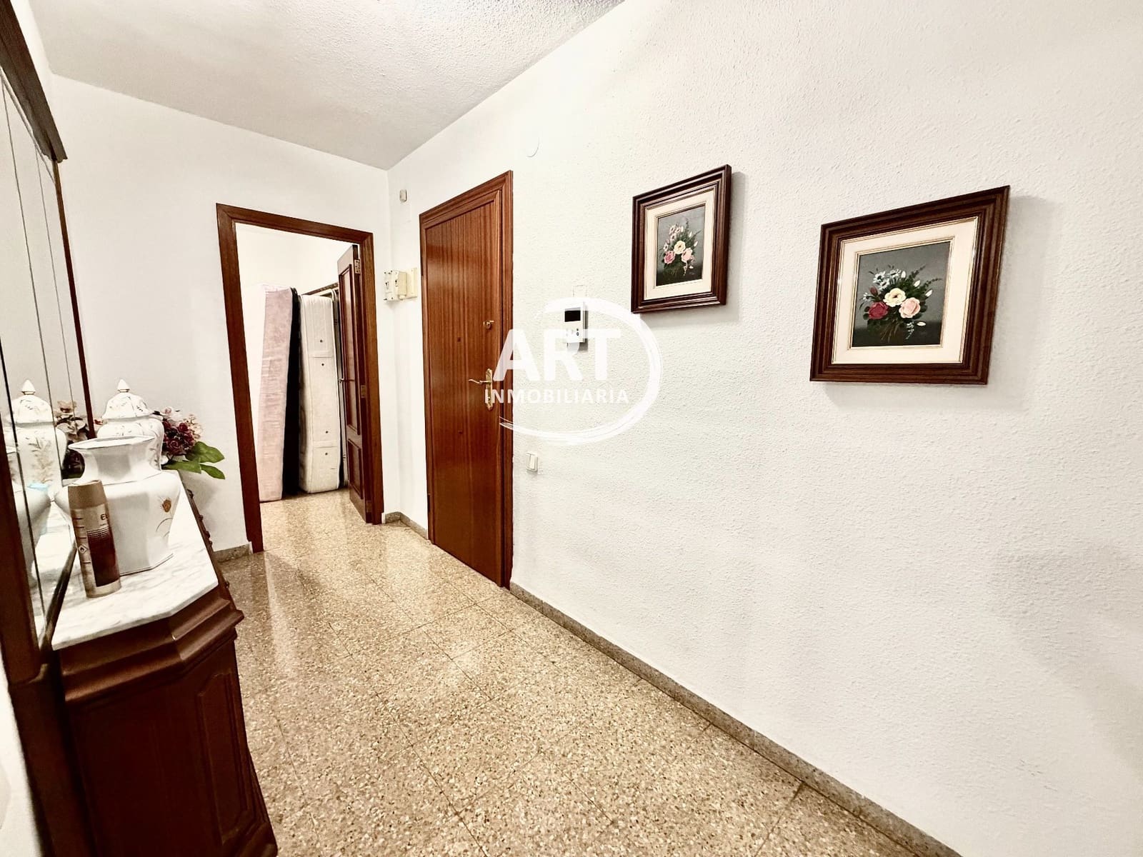 4 sovrum Lägenhet till salu i Valencia stad - 300 000 € (Ref: 10131153)