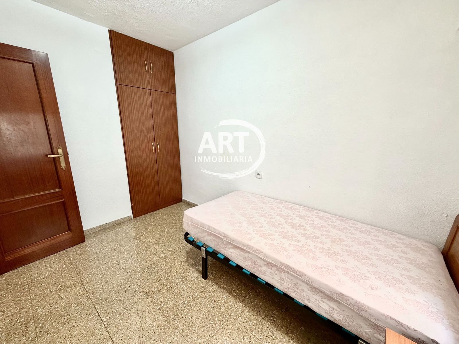 4 sovrum Lägenhet till salu i Valencia stad - 300 000 € (Ref: 10131153)