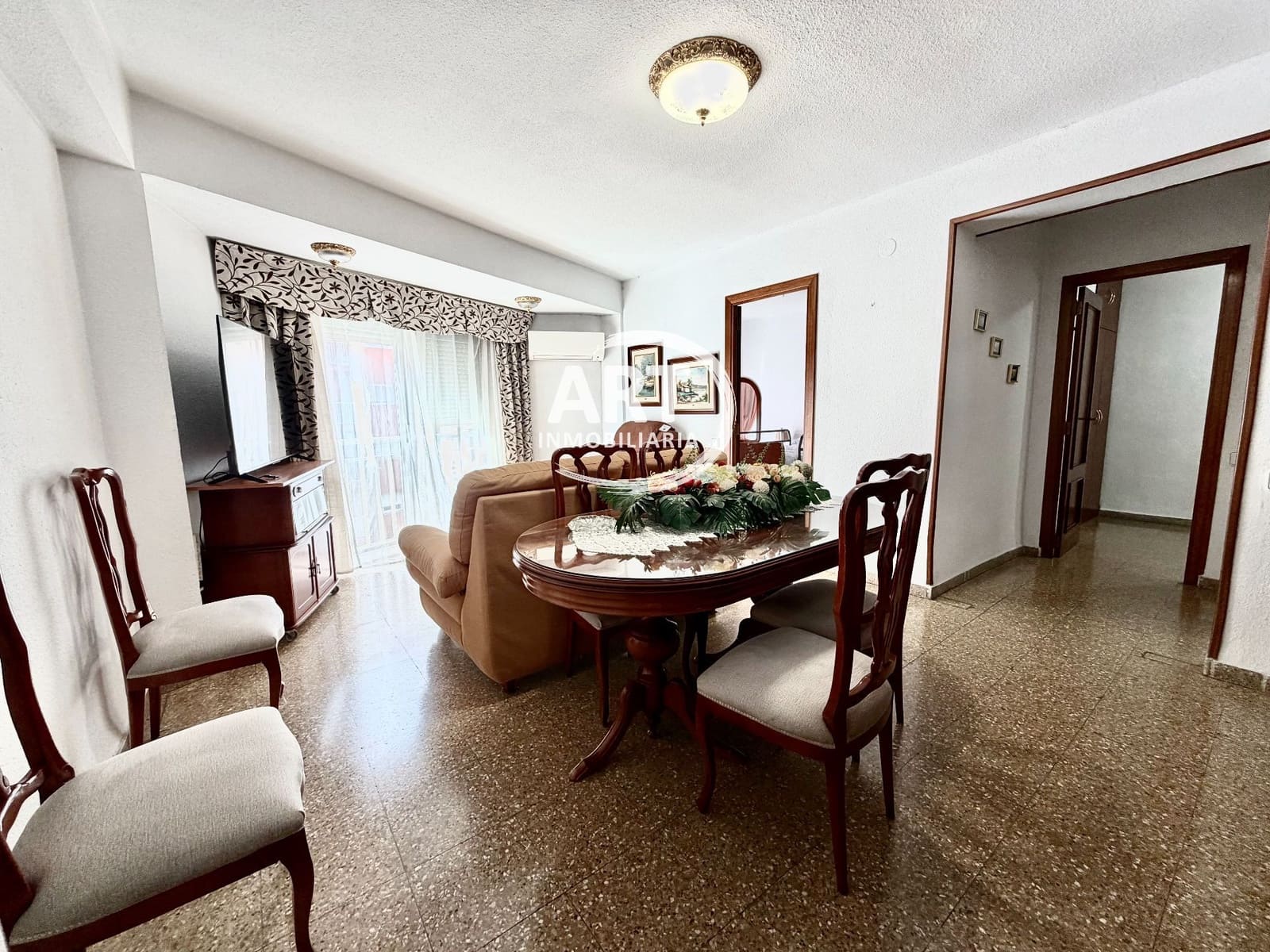 4 sovrum Lägenhet till salu i Valencia stad - 300 000 € (Ref: 10131153)