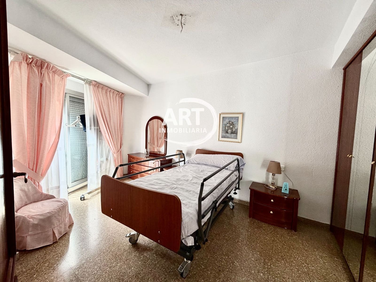 4 sovrum Lägenhet till salu i Valencia stad - 300 000 € (Ref: 10131153)