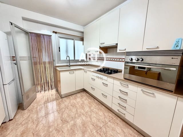 4 sovrum Lägenhet till salu i Valencia stad - 300 000 € (Ref: 10131153)