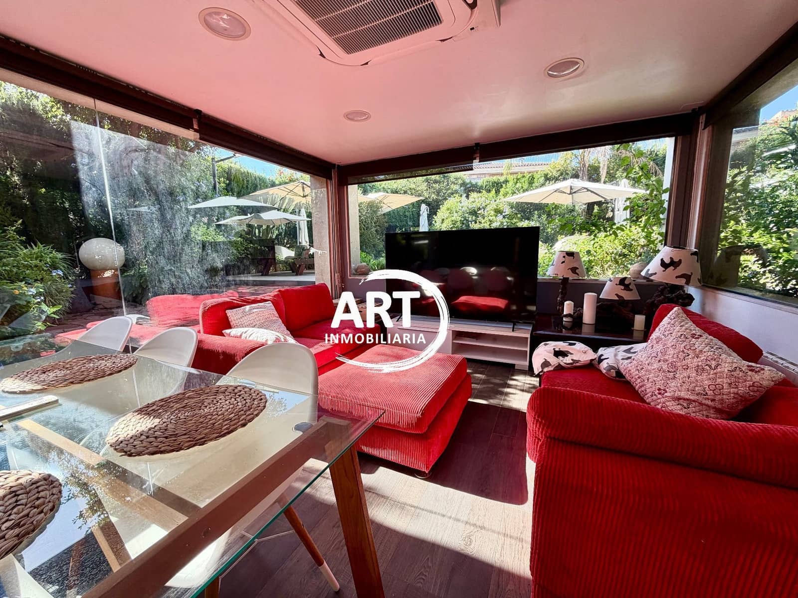4 slaapkamer Villa te huur in Riba-roja de Turia met zwembad garage - € 3.600 (Ref: 10154569)