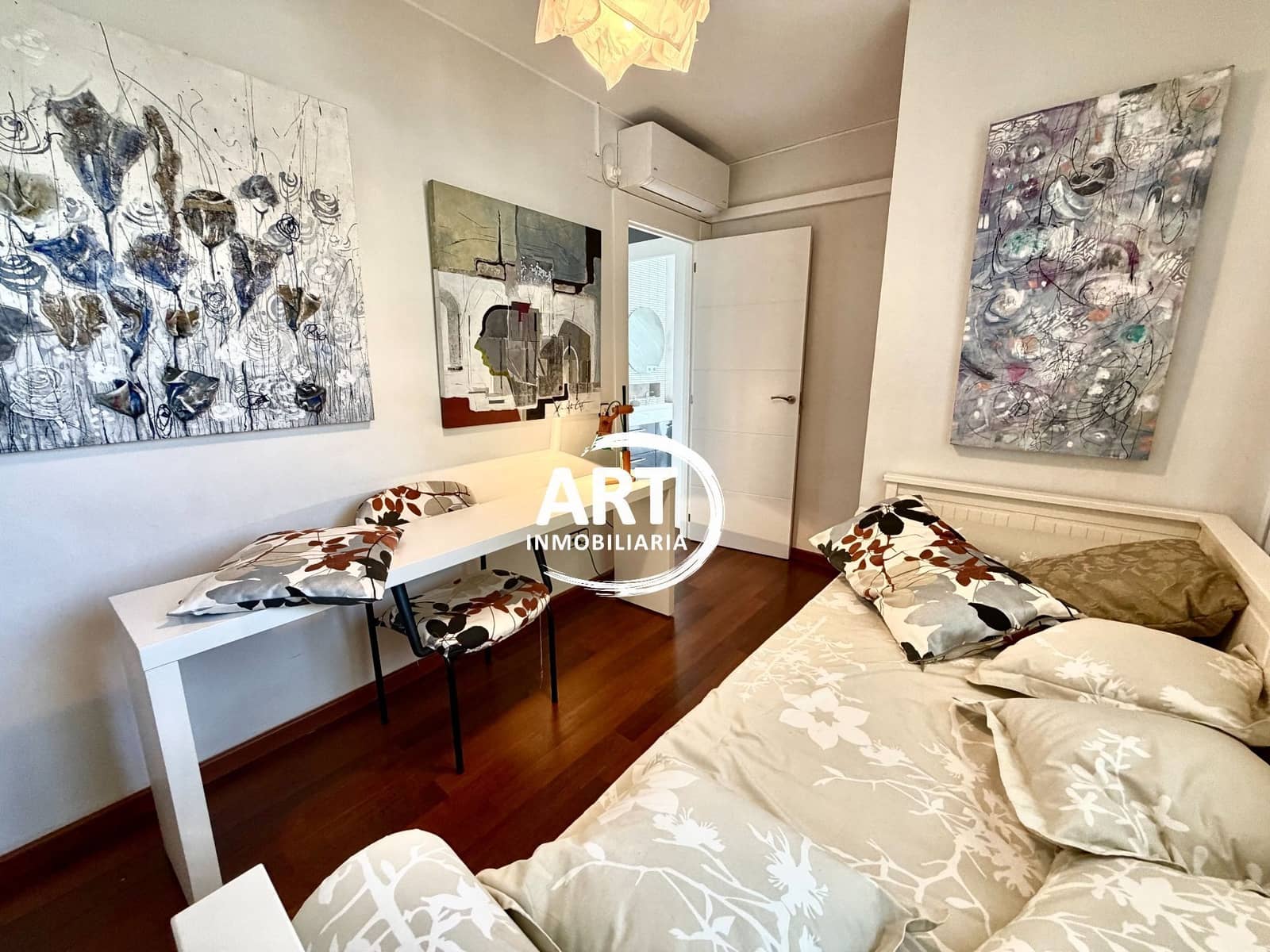 4 slaapkamer Villa te huur in Riba-roja de Turia met zwembad garage - € 3.600 (Ref: 10154569)