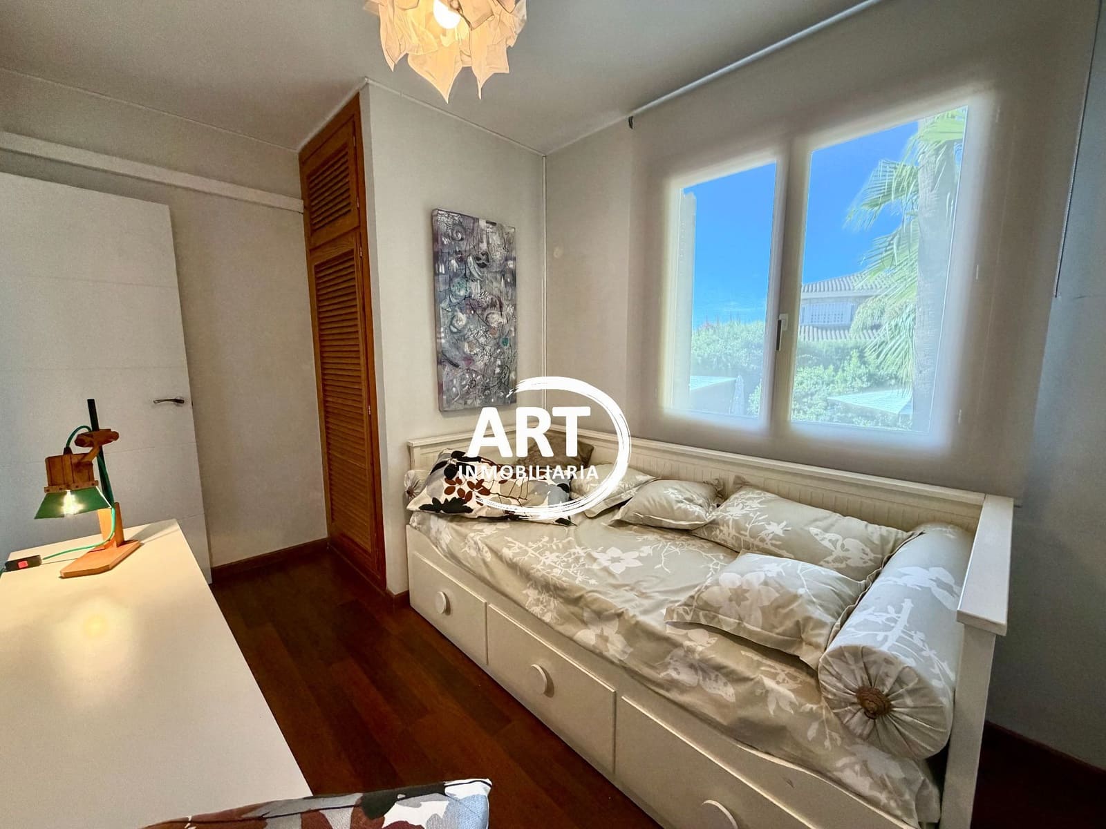 4 slaapkamer Villa te huur in Riba-roja de Turia met zwembad garage - € 3.600 (Ref: 10154569)