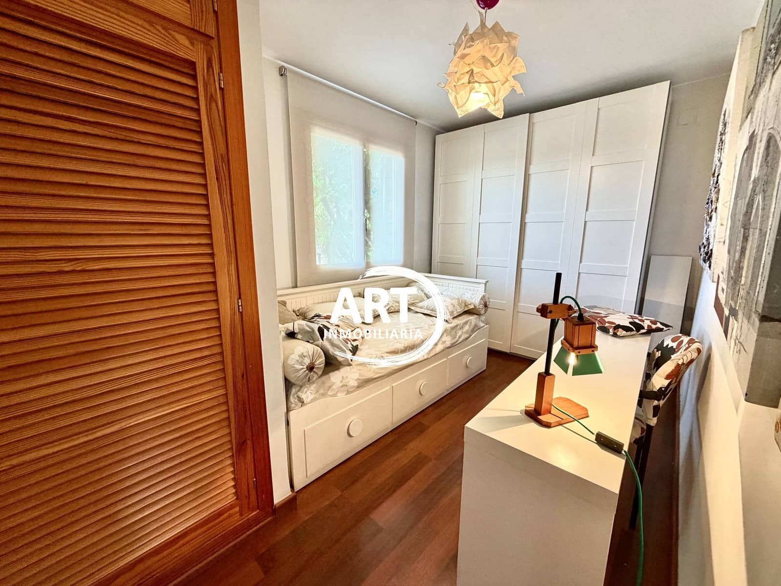 4 slaapkamer Villa te huur in Riba-roja de Turia met zwembad garage - € 3.600 (Ref: 10154569)