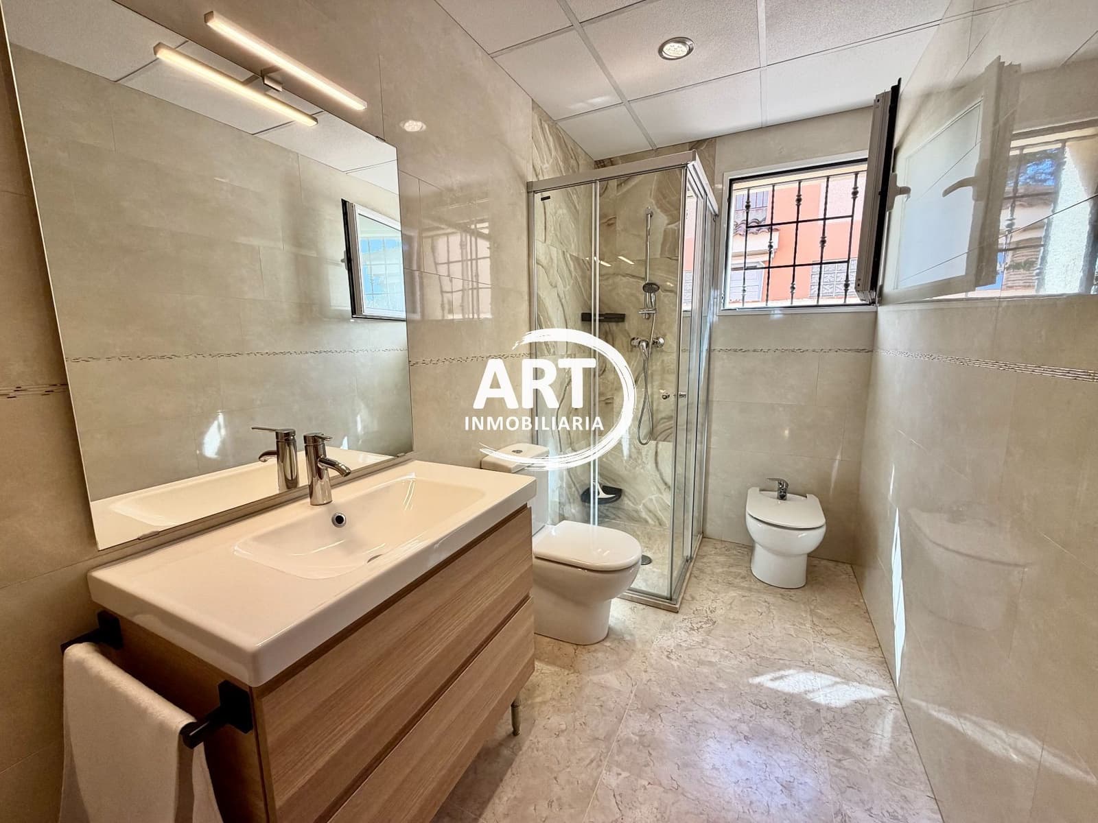 4 slaapkamer Villa te koop in L'Eliana met garage - € 630.000 (Ref: 10157201)