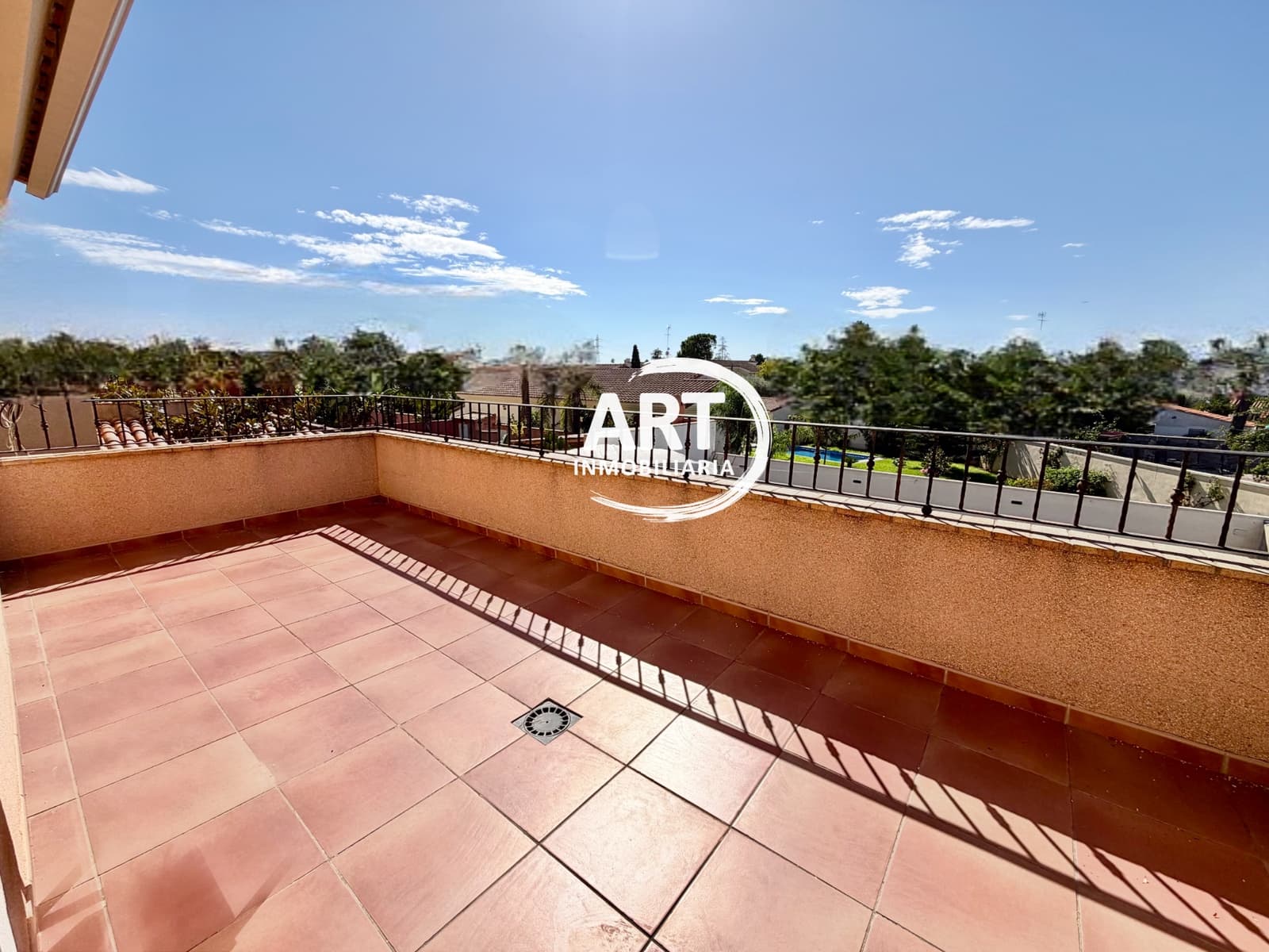 4 slaapkamer Villa te koop in L'Eliana met garage - € 630.000 (Ref: 10157201)