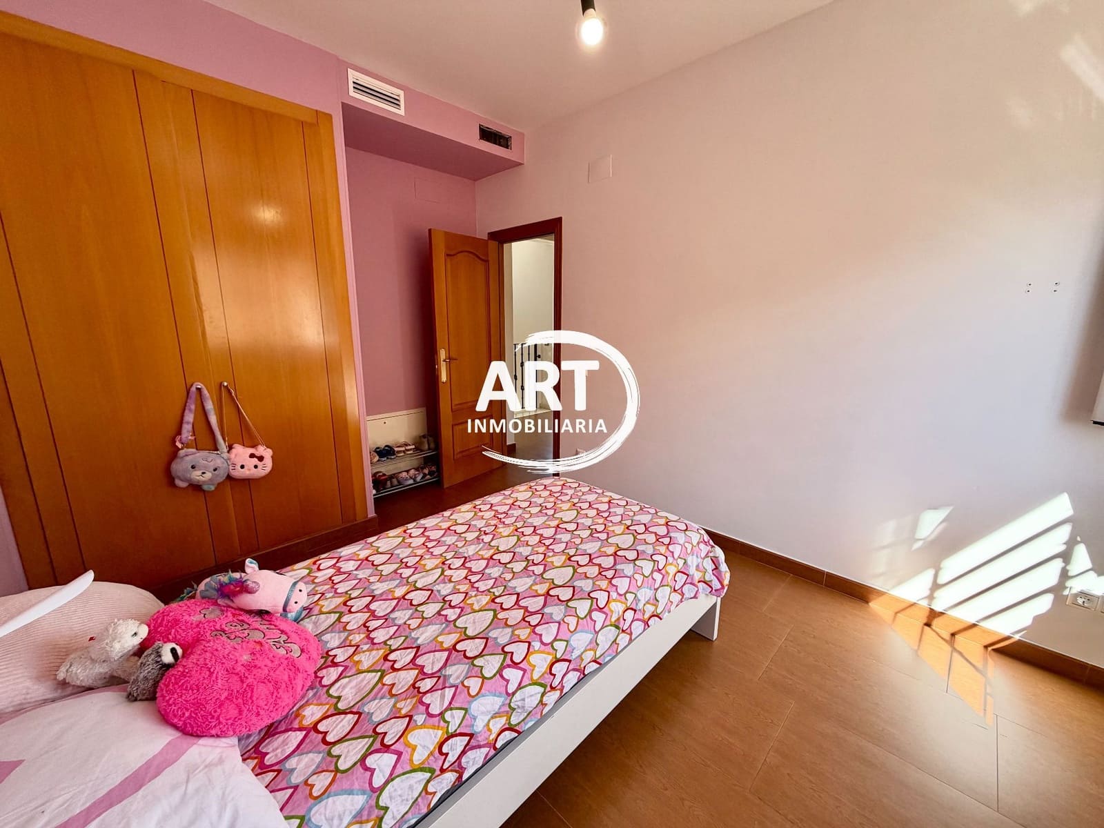 4 slaapkamer Villa te koop in L'Eliana met garage - € 630.000 (Ref: 10157201)
