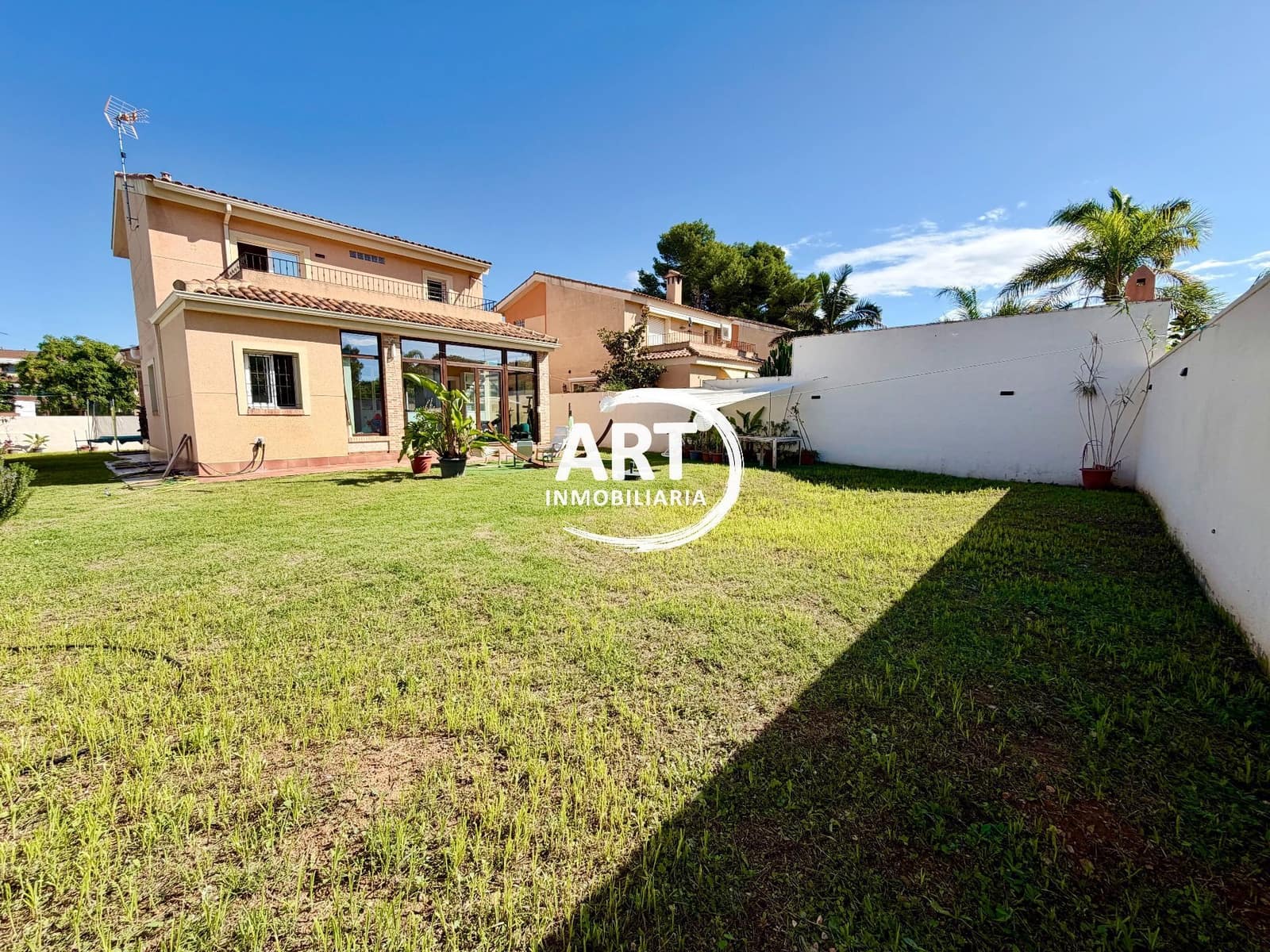 4 slaapkamer Villa te koop in L'Eliana met garage - € 630.000 (Ref: 10157201)