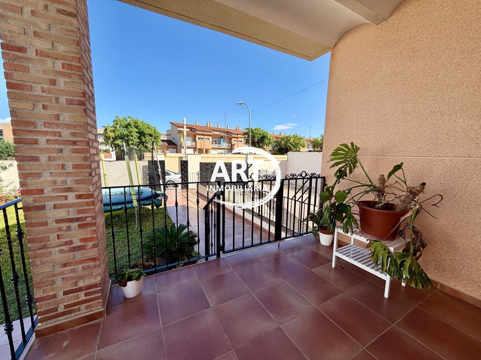 4 slaapkamer Villa te koop in L'Eliana met garage - € 630.000 (Ref: 10157201)