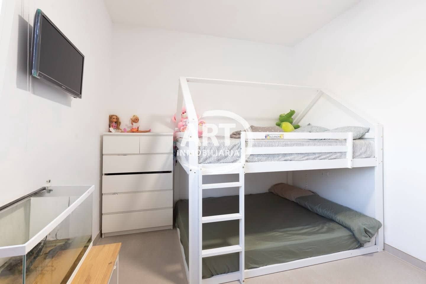3 bedroom Villa for sale in L'Eliana with pool garage - € 585,000 (Ref: 10166072)