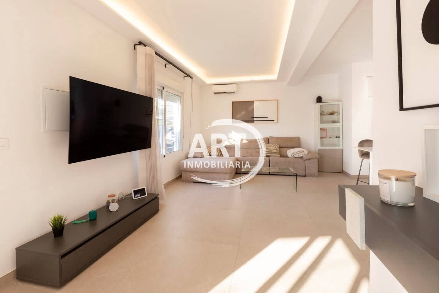 3 bedroom Villa for sale in L'Eliana with pool garage - € 585,000 (Ref: 10166072)