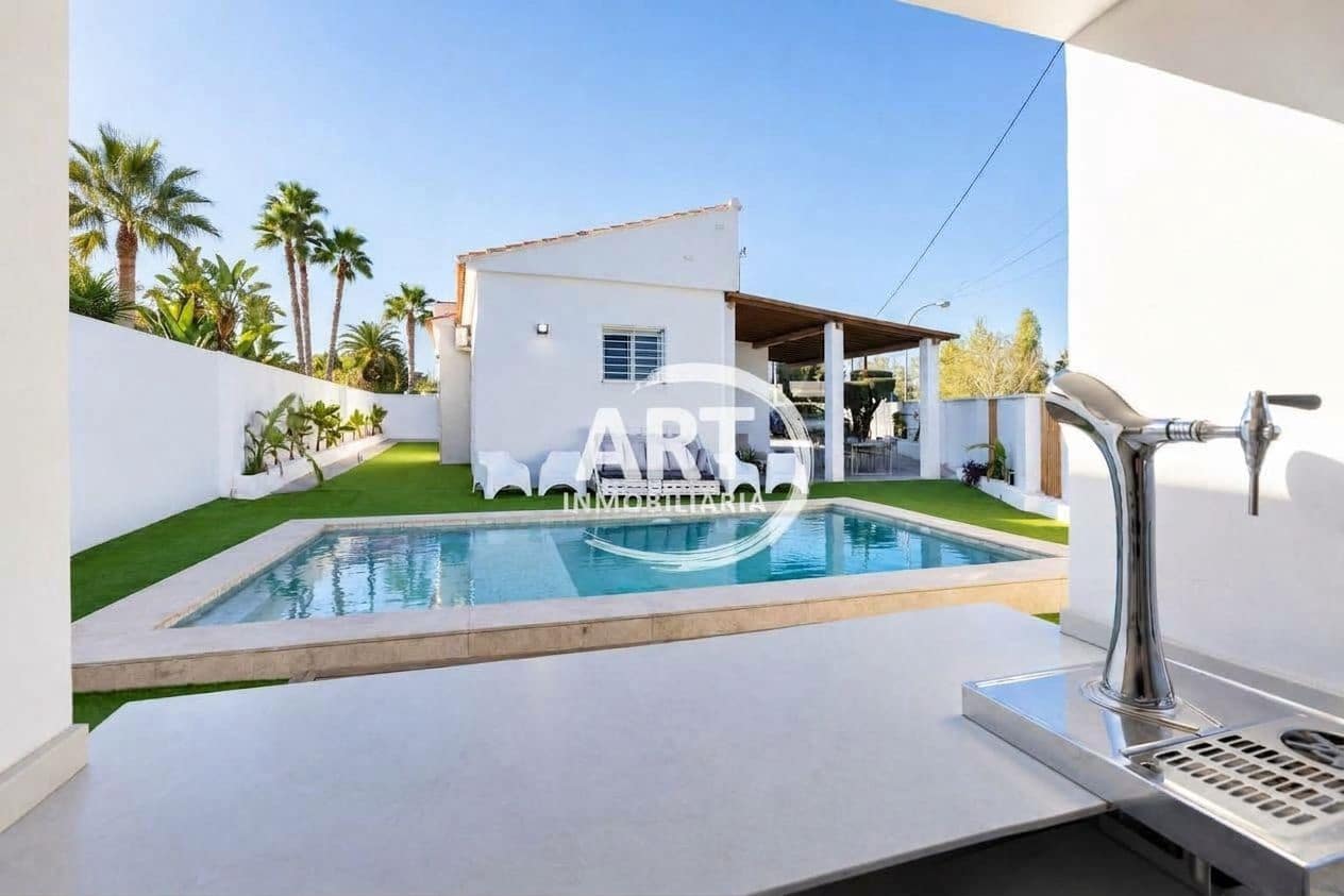 3 bedroom Villa for sale in L'Eliana with pool garage - € 585,000 (Ref: 10166072)